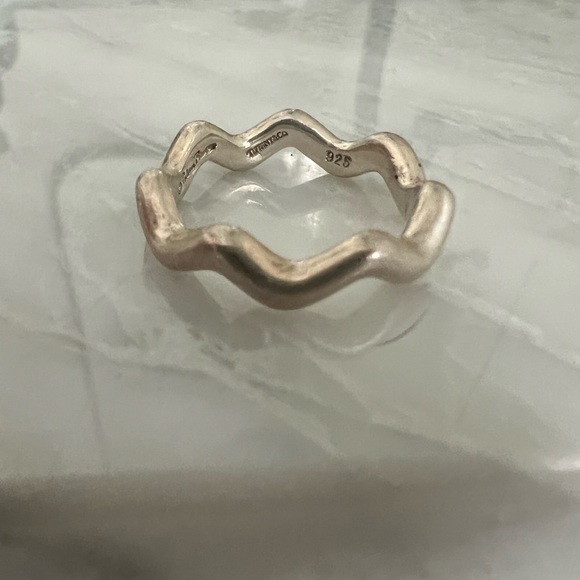 Tiffany & Co wavy ring - Picture 5 of 6